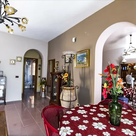 بيت للعطل Liu' E Il Mare *